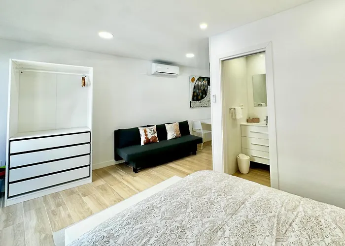 Amazing Seaside Studio By Eaw Homes